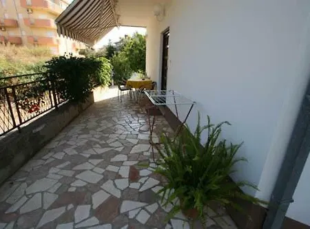 A1 Marina, Okrug Gornji * Trogir