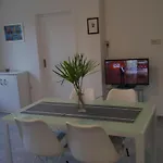 Апартаменты A1 Marina, Okrug Gornji