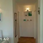 A1 Marina, Okrug Gornji Трогир