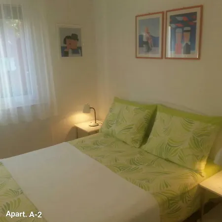 A1 Marina, Okrug Gornji Appartement