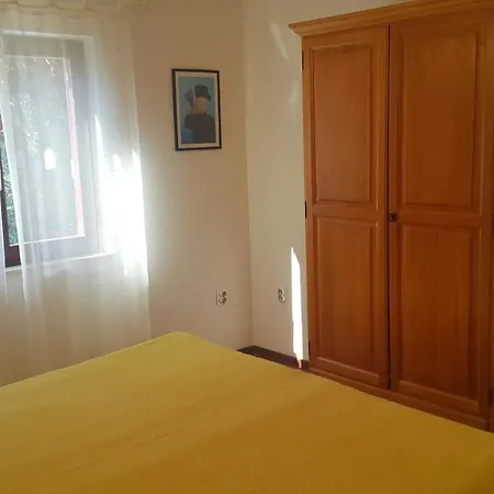 A1 Marina, Okrug Gornji Trogir